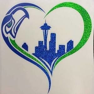 Meet your Posher, Laurie